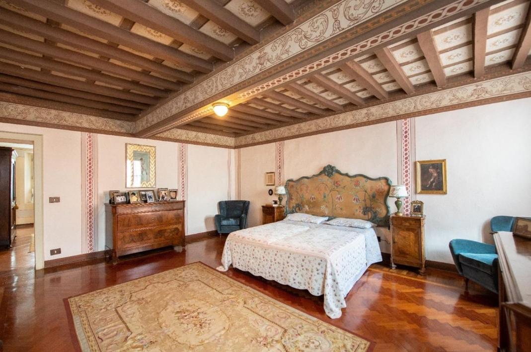 Villa Ottocentesca Immersa Nel Verde Montecavolo Buitenkant foto